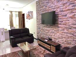 2 Bed - Sleeps 4 - Free Airport Shuttle