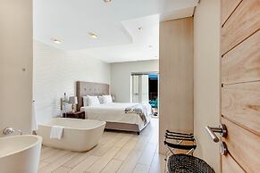 Three Bedroom Apartment - De Waterkant