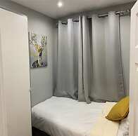 Charming 2-bed Apartment