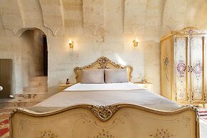 House 1938 Special Cave Hotel