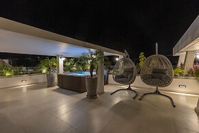 Lazar Lux Suites - Ammoudara