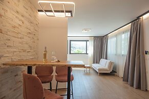 Lazar Lux Suites - Ammoudara