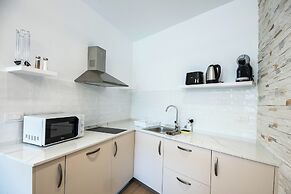 Lazar Lux Suites - Ammoudara