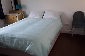 Homely 4-bed House in Manchester