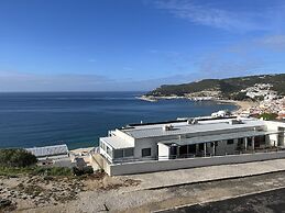 A-MO Sesimbra by Trip2Portugal