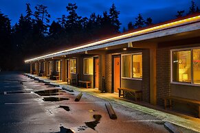 Arbutus Grove Motel