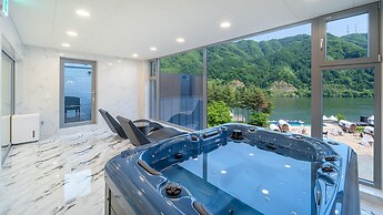 Gapyeong JH Poolvilla & Glamping