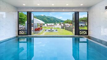Gapyeong JH Poolvilla & Glamping