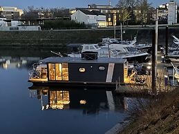Hausboot Lore