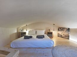 Secret Gem Suites