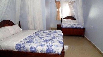 Leopard View Hotel