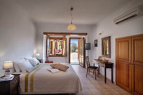 Hotel Alkifron Kala Nera