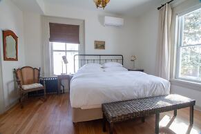 Pert House