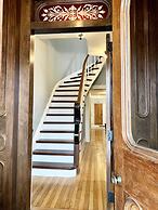 Pert House