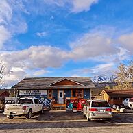 Cozy Corner Motel & Restaurant