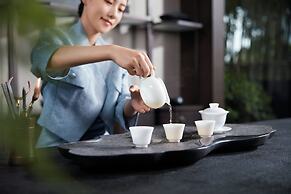 Hualuxe Qidong