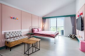 Happiness Pink B&B