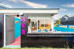 Happiness Pink B&B