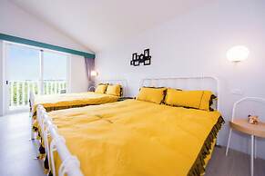 Happiness Pink B&B