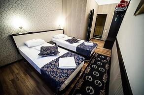 Iris Hotel