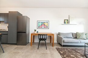 Hyde Park House Apartments