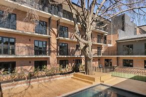 Hyde Park House Apartments