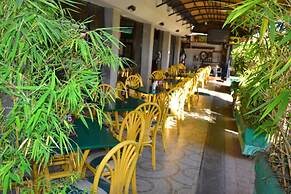 Joventure Hotel