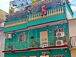 Casa De Las Banderas