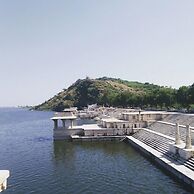 Radisson Hotel Nathdwara