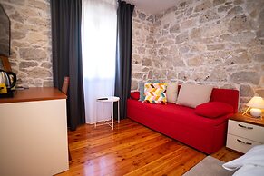 Stone House Marino