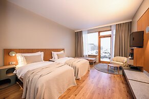 Silica Hotel