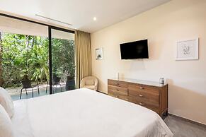 Mistiq Tulum