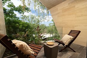 Mistiq Tulum