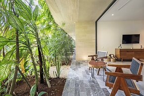 Mistiq Tulum