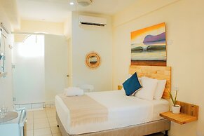 Zulu Surf Hotel