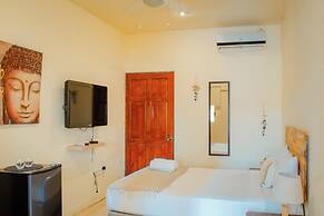Zulu Surf Hotel