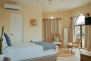 Zulu Surf Hotel