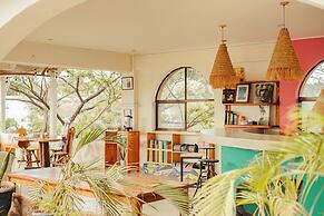 Zulu Surf Hotel