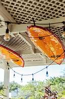 Zulu Surf Hotel