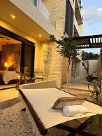 Luxury Studios