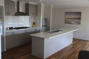Southern River Family Accommodation