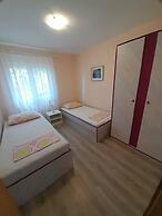 Apartments Ivo