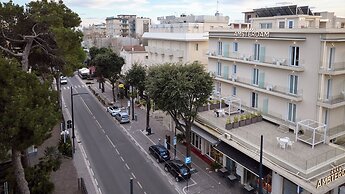 Amsterdam Suite Hotel & SPA