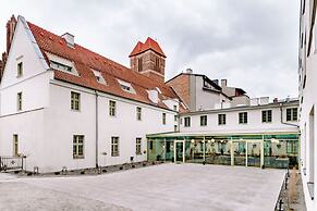 Hotel ETER