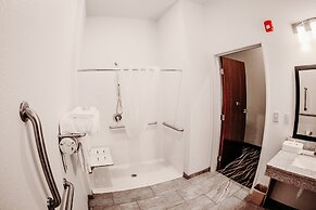 Cobblestone Hotel & Suites - International Falls