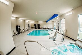 Cobblestone Hotel & Suites - International Falls
