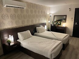 Al Joude Hotel