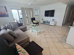 Cranbourne Court Beach Side Apartments
