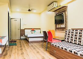 Hotel Mukesh residency
