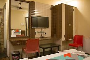 Hotel Mukesh residency